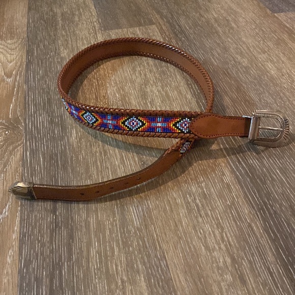Vintage Native American/Southwestern beaded leather belt - Picture 2 of 9